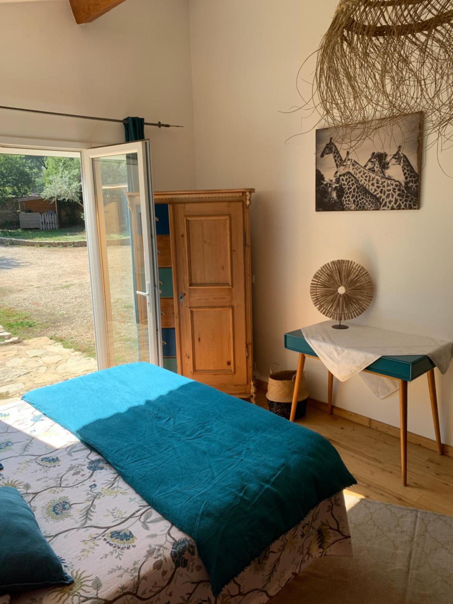La Chambre Haute Et Son Spa Nîmes Eksteriør bilde