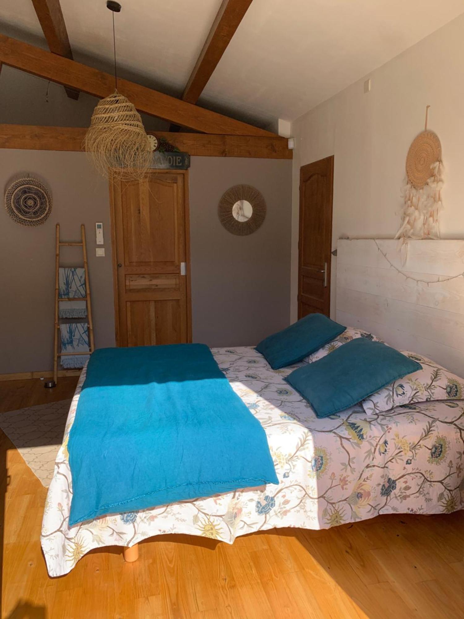 La Chambre Haute Et Son Spa Nîmes Eksteriør bilde