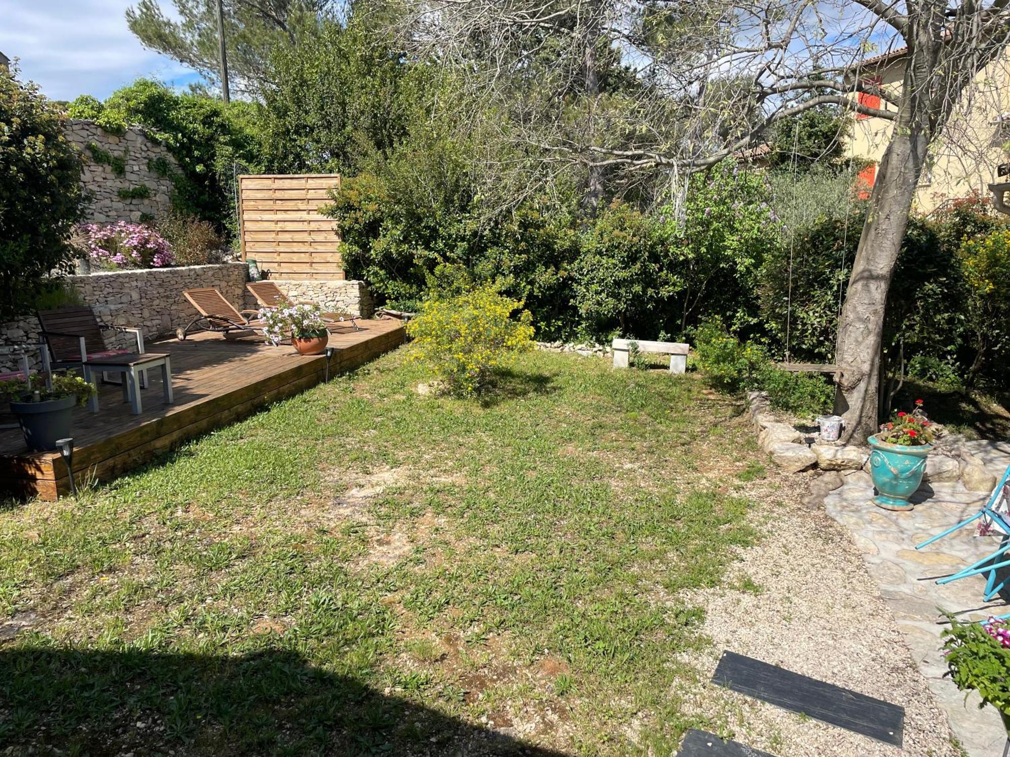 La Chambre Haute Et Son Spa Nîmes Eksteriør bilde